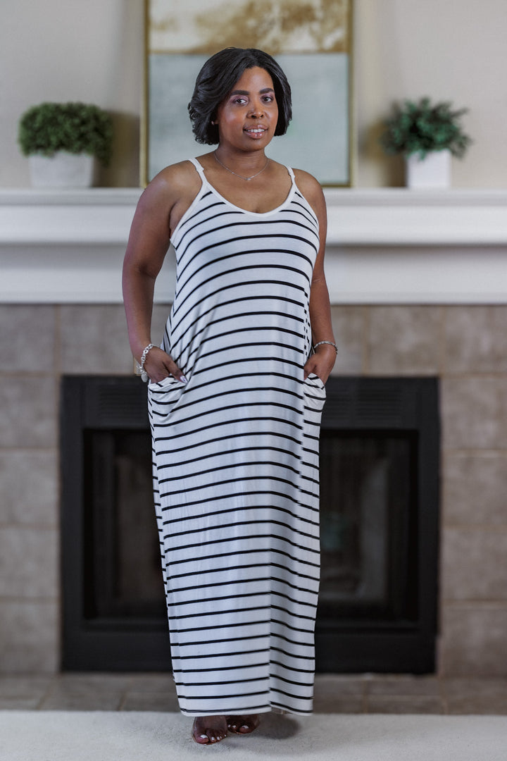 womens-black-and-white-maxi-dress-striped